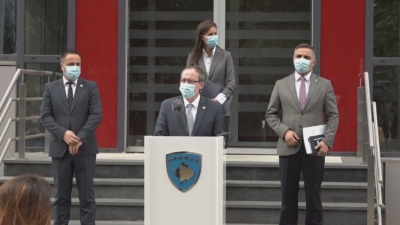 Avdullah Hoti urim për Kurban Bajram: Festoni në shtëpitë tuaja, i ndihmojmë heronjtë e vijës së parë të frontit ndaj COVID-19