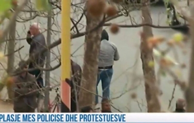 Ky ishte spiuni i regjimit që provokoi protestuesit