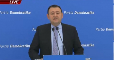 ‘Kryeministër i skaduar‘, Endri Hasa - Ramës: Duhet të ishe në krye të punëve