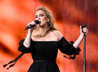 Adele reagon pas incidentit të Bebe Rexha-s në skenë