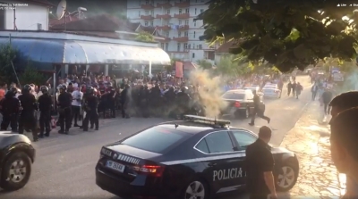 E pritën me protesta në Librazhd/ Rama hakmerret, arrestohen 7 protestues, procedohen 16 të tjerë