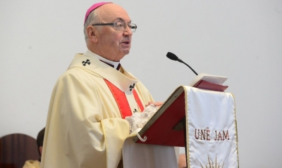 Kriza poltike, Kisha katolike shpall të premten e 7 qershorit ditë agjërimi dhe lutje