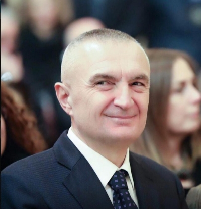 Presidenti Meta, konferencë për shtyp në orën 17:00