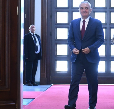 'Meta nuk ka udhëtuar asnjëherë me Klasin I apo Charter': Presidenca bën transparente udhëtimet e kreut të shtetit