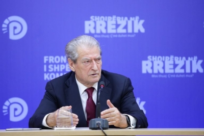 Berisha: Ngrirja e marrëdhënieve diplomatike me Iranin një akt i vonuar dhe gjysmak