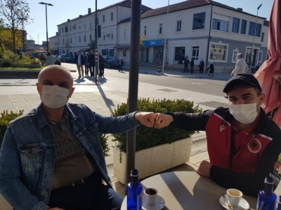 “Bisedë për sfidat e peshëngritjes”, Meta kafe mëngjesi me kampionin e Europës, Briken Çalja