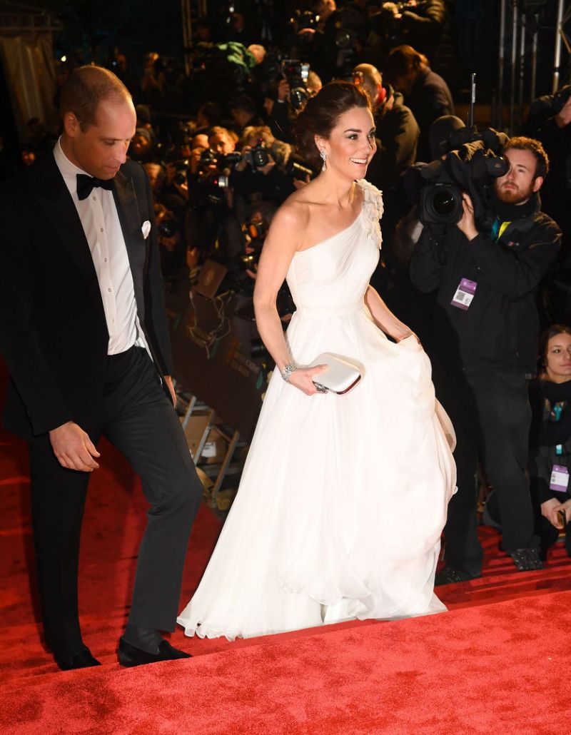 auto catherine duchess of cambridge arrives at the ee british news photo 1128725192 15498262341549880190