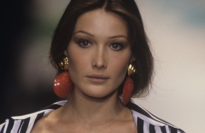 Foto/ Carla Bruni për Bella Hadid: &#039;&#039;Kam një vajzë ilegale&quot;