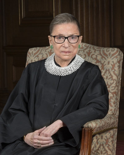 Ruth Bader Ginsburg,ikonë e drejtësisë amerikane.