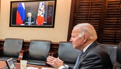 Tensionet Rusi-Ukrainë/ A po shqyrtohet opsioni i vendosjes së trupave amerikane në terren? Ja çfarë thotë presidenti Joe Biden