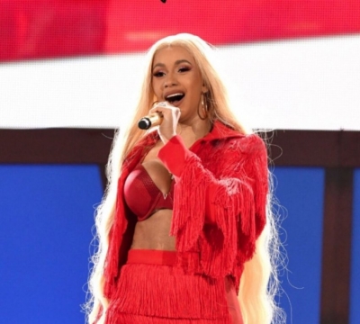 Cardi B mban koncertin e parë pas lindjes së vajzës