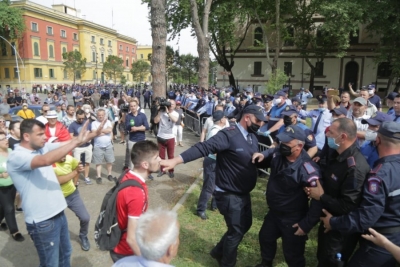 Shembja e Teatrit, reagon PR: Në Shqipëri është instaluar diktatura