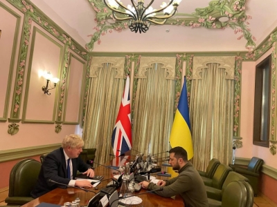 Lufta në Ukrainë - Boris Johnson shkon në Kiev, takohet me Zelenskyn