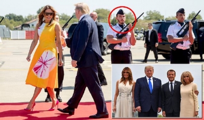 Ushtarët francezë nuk i ndajnë sytë nga Melania, rrezaton me 650 dollarë fustan