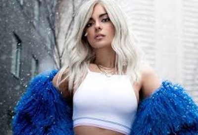 VIDEO/ Bebe Rexha me lëvizje provokuese në xhirimet e reja