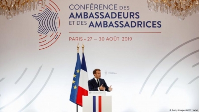 Anashkalon Gjermaninë, a është Macron superdiplomati i ri?