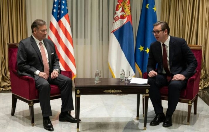 “Pse Uashingtoni e ka gjetur veten në një linjë me Beogradin?”, analiza e ‘FP’: Si e humbi Biden Ballkanin
