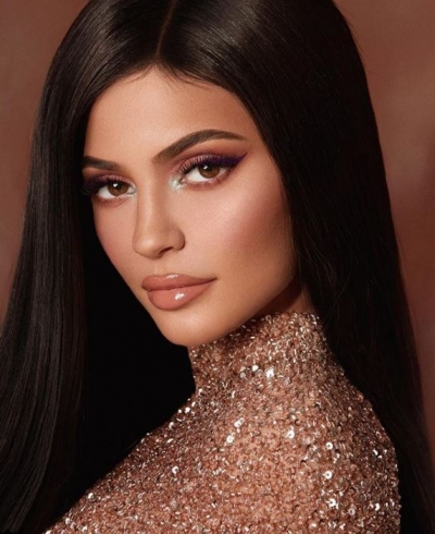 Kylie Jenner merr propozim për martesë, ajo jep përgjigjen e ëmbël