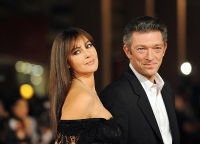 Monica Bellucci harron Vincent Cassel, në krahët e një mashkulli tjetër