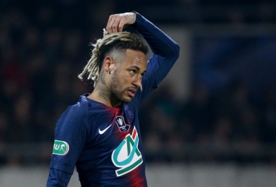 Neymar pezullohet me 3 ndeshje pasi sulmoi arbitrat në Instagram