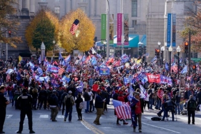 Protesta në SHBA/ Përkrahësit e Presidentit Trump mbushin rrugët e Washingtonit