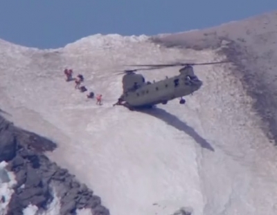 VIDEO dramatike: Shihni si shpëtohet alpinisti