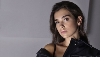 Dua Lipa publikon video nga fëmijëria duke folur shqip