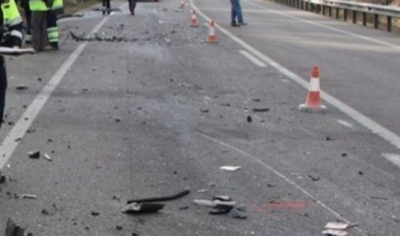 E përplas makina, këmbësorja me urgjencë drejt Tiranës, kapet shoferi