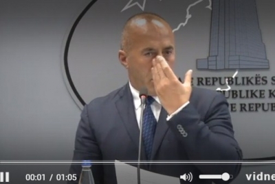 VIDEO/ Ramush Haradinaj shpërthen në lot gjatë konferencës për shtyp