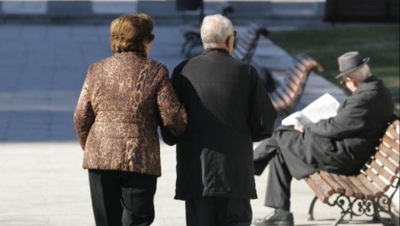 Ulen ndjeshëm vitet e nevojshme të kontributit, shumë shqiptarë rrezikojnë pensionin