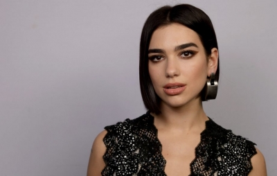 FOTO/ Dua Lipa vishet si flamuri i Kosovës