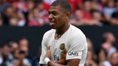 Kylian Mbappe, më mirë se Messi dhe Ronaldo në moshën 19 vjeçare