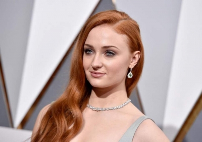 Sophie Turner thotë se përdorë parfum të meshkujve