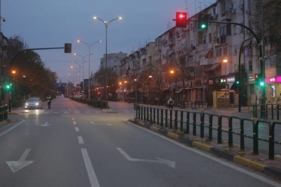 FOTOGALERI/ E shkretuar dhe pa jetë, Tirana si asnjëherë më parë