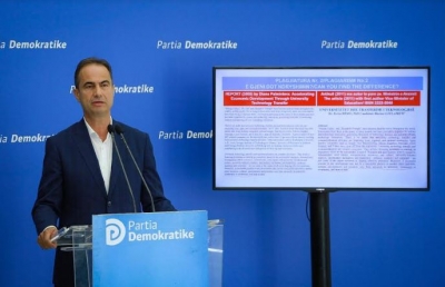 Boçi denoncon skandalin: Deputetja Gjylameti dhe Ervin Demo vodhën punimin shkencor të mjekut