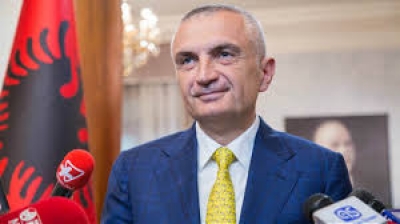 Shërimi i dy mjekëve nga koronavirusi, Presidenti Meta: Me rëndësi, forcimi i masave mbrojtëse ndaj tyre