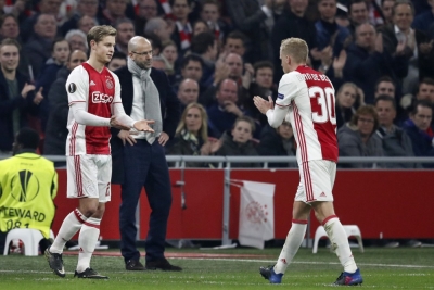 Revolucioni te Bayerni, van de Beek e de Jong “largojnë” Roben e Ribery