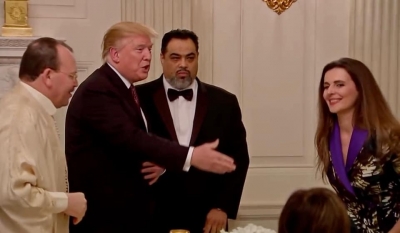 Vlora Çitaku në iftarin e Donald Trumpit, i kërkon përfshirje në bisedimet me Serbinë