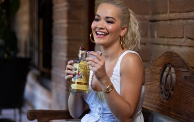 Rita Ora lanson tekilën e saj