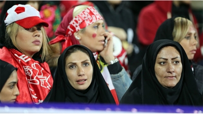 Pas 35-vitesh gratë iraniane lejohen të ndjekin finalen e futbollit të Ligës së Kampionëve në stadium