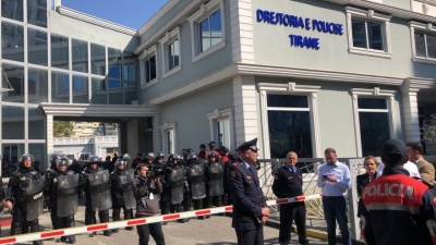 Ultimatumi i opozitës, Kryemadhi: Lironi 14 të arrestuarit