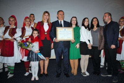 Faik Bruçi nderohet me titullin “Ambasador i Paqes”