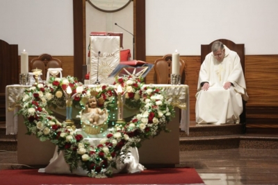 Krishtlindje të pazakonta/ Imzot Frendo: Është festa e familjes!