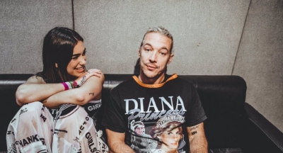 VIDEO/ Do ‘shkriheni’ duke qeshur Dj Diplo, imiton në kërcim Dua Lipën